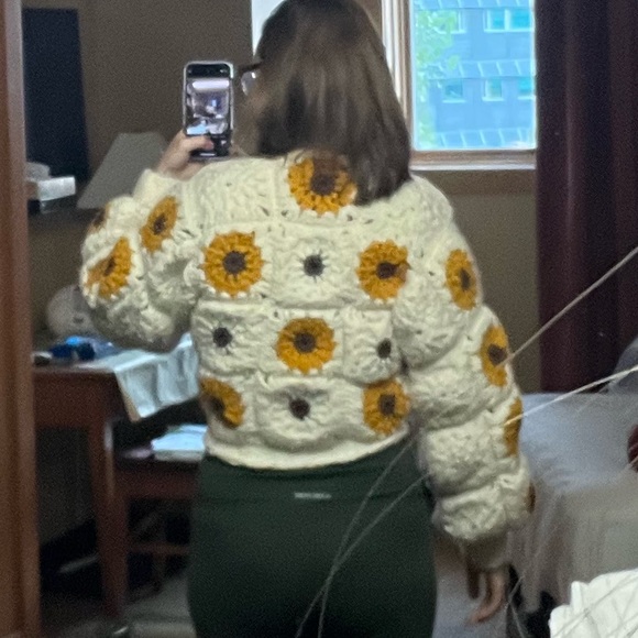 Meet your Posher, Mariah - Picture 3 of 12